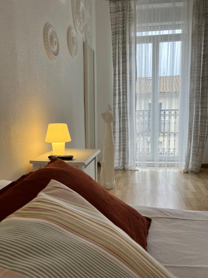 Les Enfants Terribles Hotel Villeneuve-les-Beziers ภายนอก รูปภาพ
